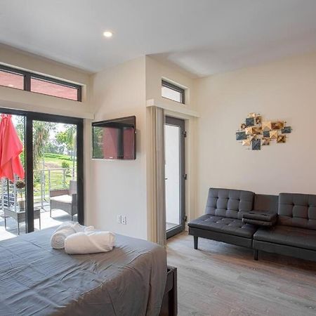 Cute Studio With Large Balcony And Great Park View San Diego Zewnętrze zdjęcie