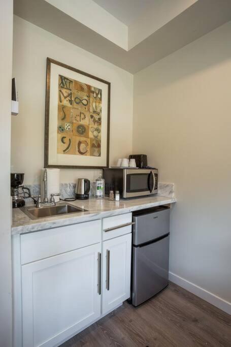 Cute Studio With Large Balcony And Great Park View San Diego Zewnętrze zdjęcie