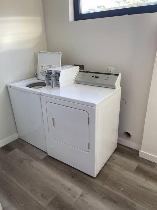 Cute Studio With Large Balcony And Great Park View San Diego Zewnętrze zdjęcie